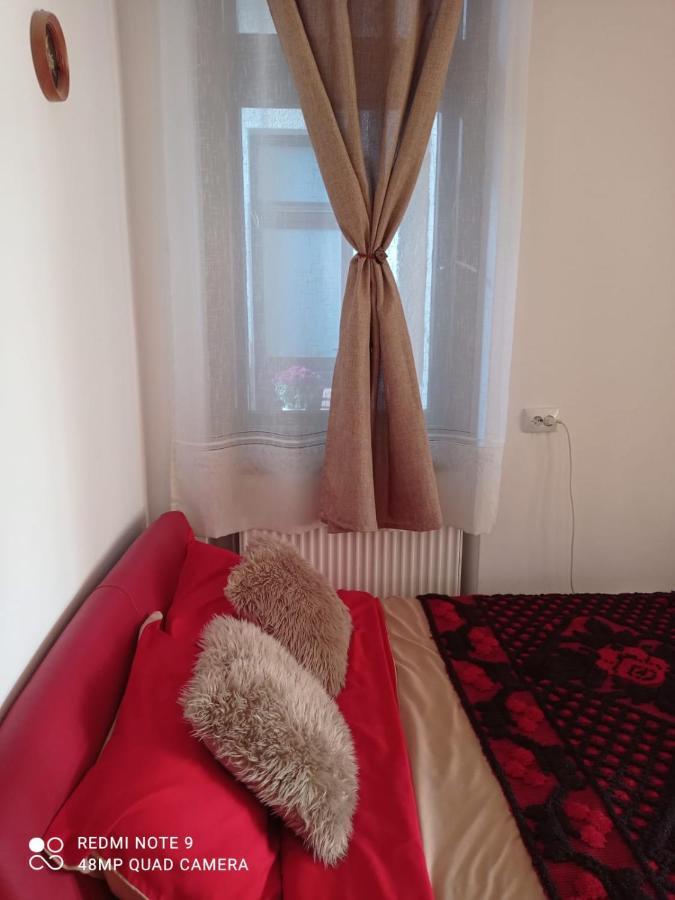 Apartament Piata Sfatului บราชอฟ ภายนอก รูปภาพ